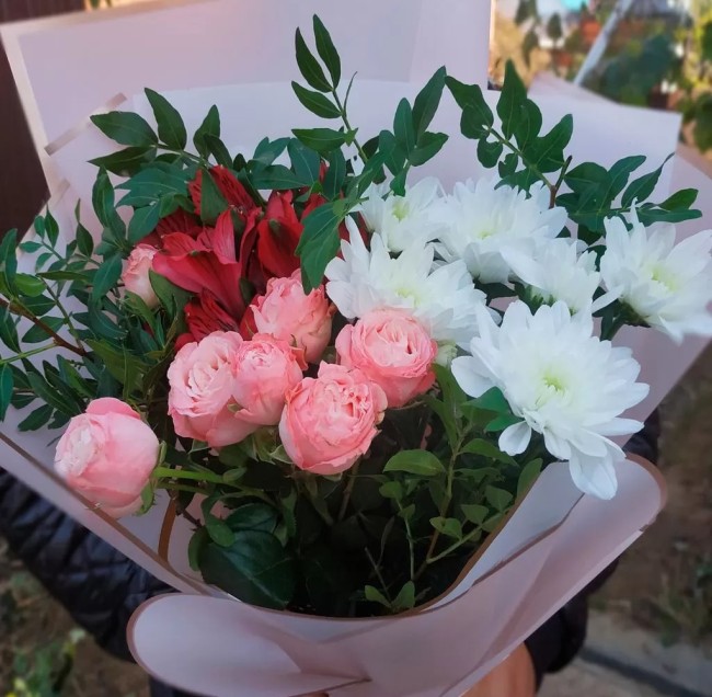 Букет цветов "В ритме времени"